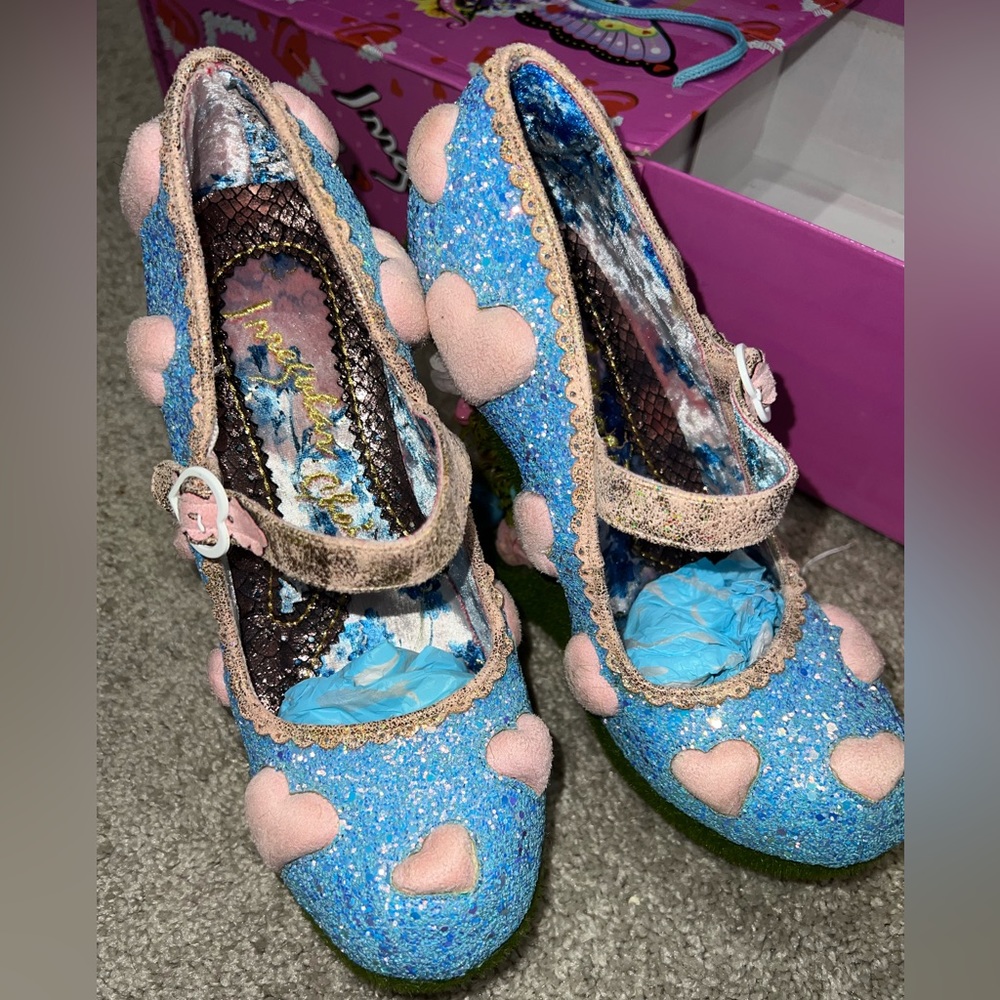 BNIB Irregular Choice Forbury Gardens globe heels